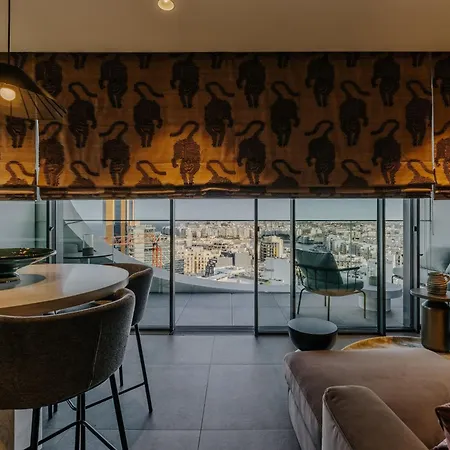 Apartment Mercury Tower 5-star St Julians