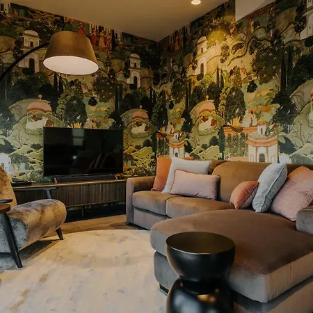 Mercury Tower 5-star St Julians Apartment