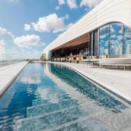 Mercury Tower 5-star St Julians Апартаменты