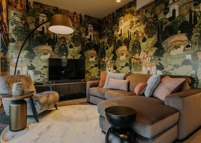 Mercury Tower 5-star St Julians Apartment